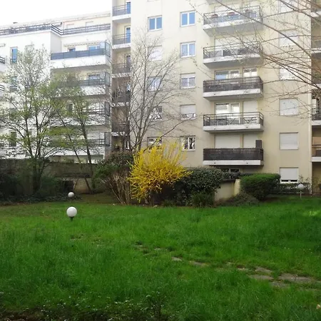 Appartement T2 Standing Confort Au Calme - Parking En Option *