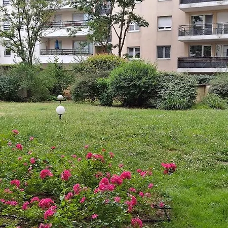 Appartement T2 Standing Confort Au Calme - Parking En Option Lyon